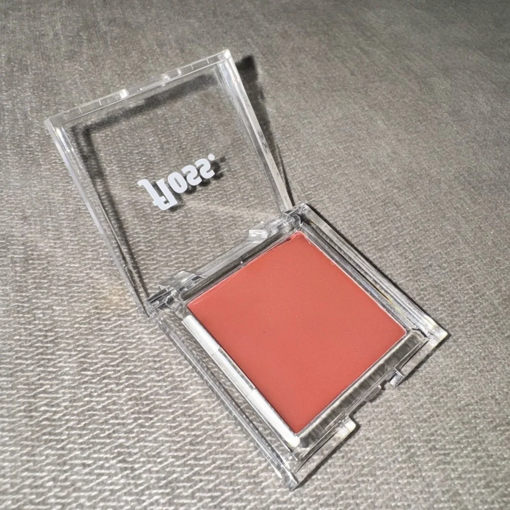 *NEW* Floss The Mood Cream Blush in Lucky